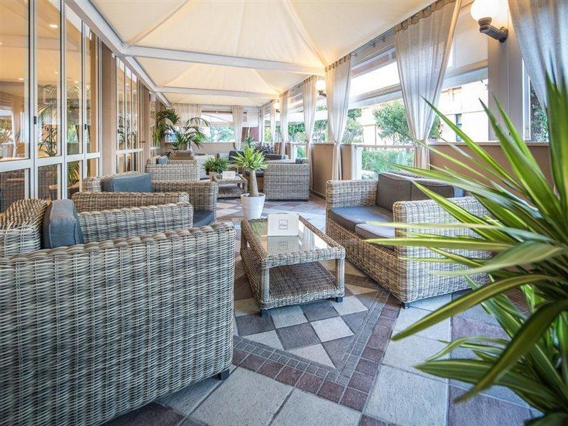 Excelsior Hotel 4*