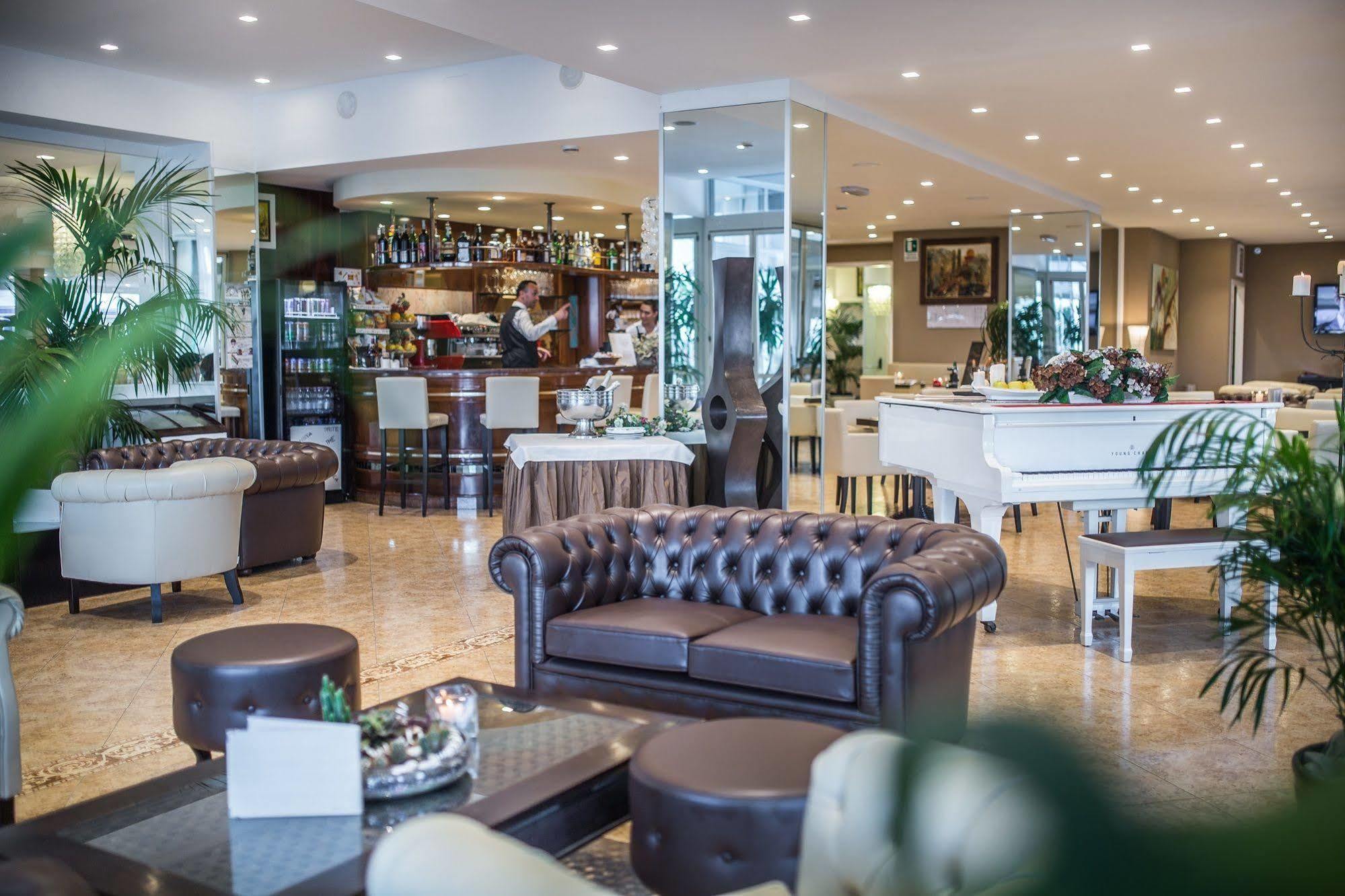 Excelsior Hotel